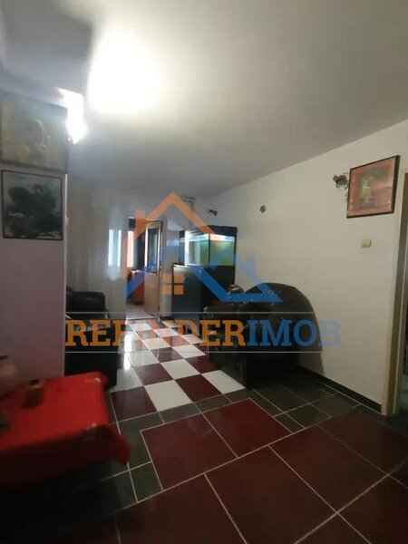 Aviatiei Apartament 5 camere Garaj 36 mp   Beci